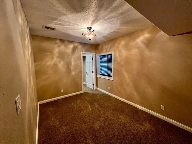 Building Photo - 3106 66th Ave Ct
