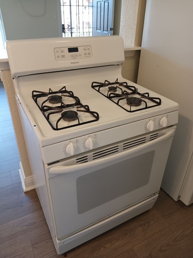 Building Photo - Welcome to SkyView Villa & Somerset Apartm...