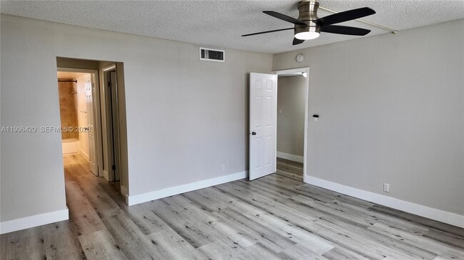 Building Photo - 403 NW 68th Ave