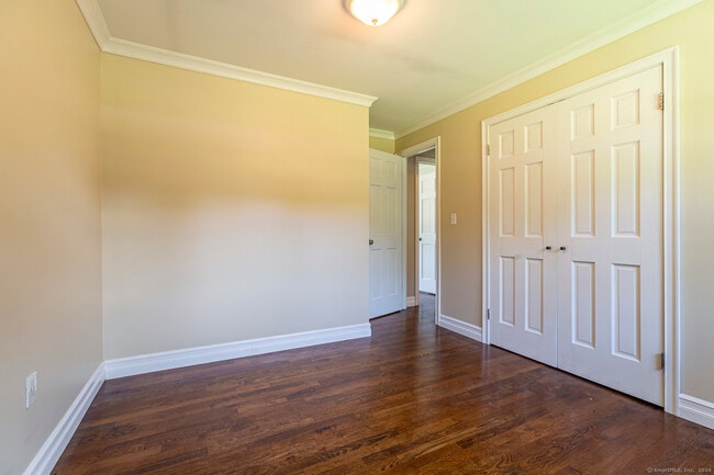 Building Photo - 73 Paschal Dr