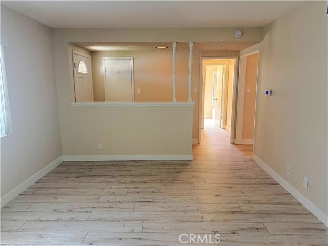 Building Photo - 623 N Rimhurst Ave