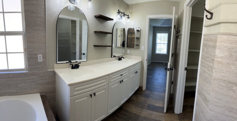 Building Photo - 8392 Ivy Brook Ln