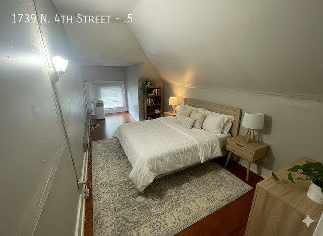 Building Photo - 1739 N 4th St