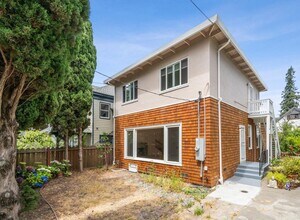 Building Photo - Beautiful Remodeled Berkeley 3 Bedroom Dup...