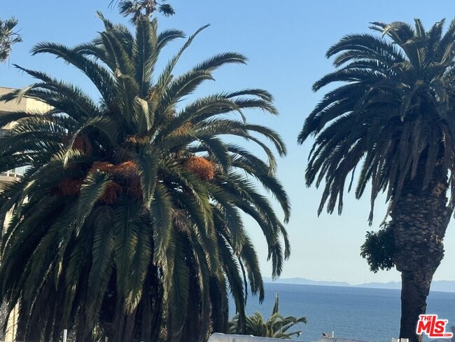 Building Photo - 757 Ocean Ave