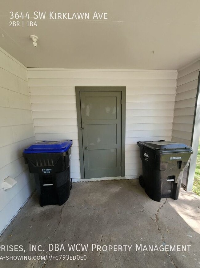 Building Photo - 3644 SW Kirklawn Ave