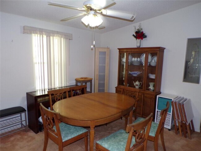 Building Photo - 1117 Paradise Dr