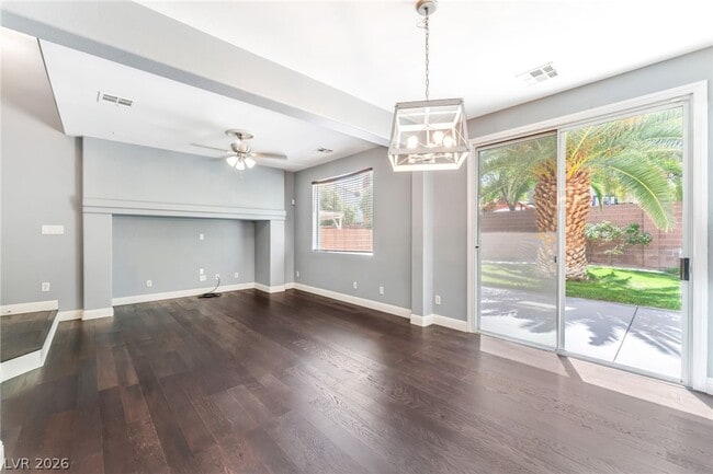 Building Photo - 9477 Perennial View Ave