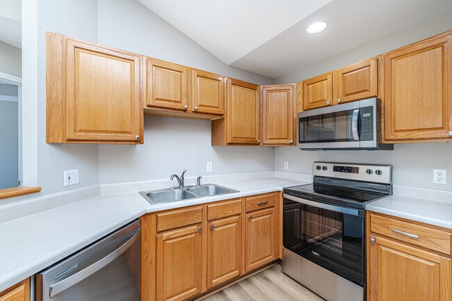 Building Photo - 6259 N Water Cress Cir