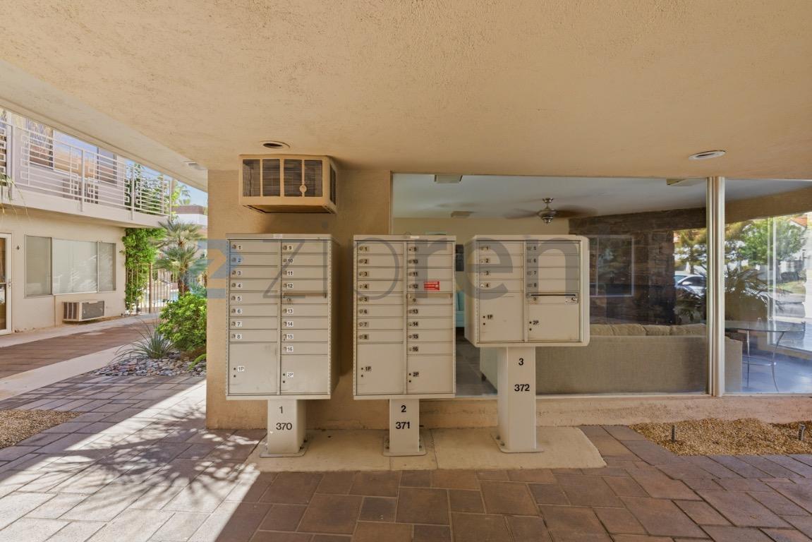 Building Photo - Unit 17