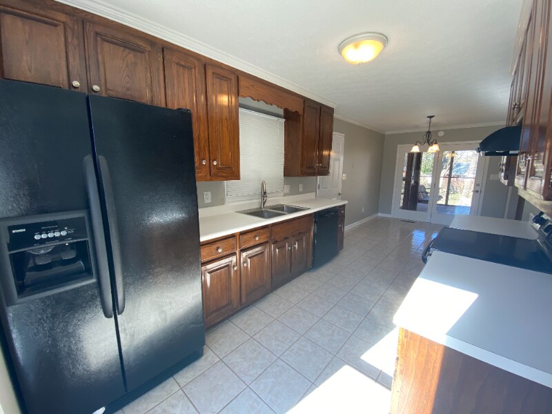Building Photo - 850 Ronald Ct