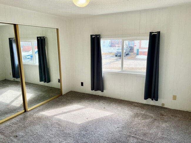 Building Photo - Southside 2 Bed Mobile Home at Southwood Manor