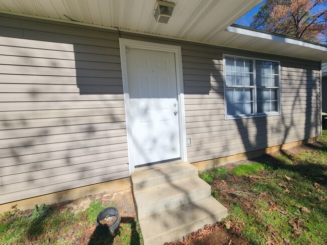 Building Photo - 2 Bed / 2 Bath Duplex – Pineville, LA – $795/month
