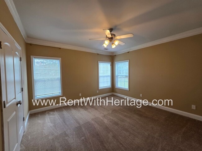 Building Photo - Gorgeous 5bd /3.5 bath Home/ Upgrades Galore/ Attention to Detail/ Great Location