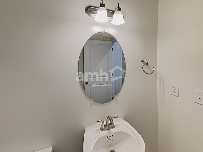 Building Photo - 132 Rivulet Dr