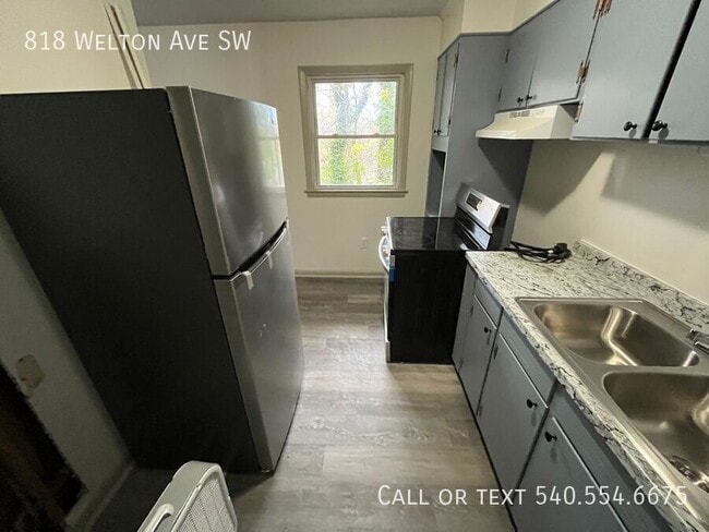 Building Photo - 818 Welton Ave SW