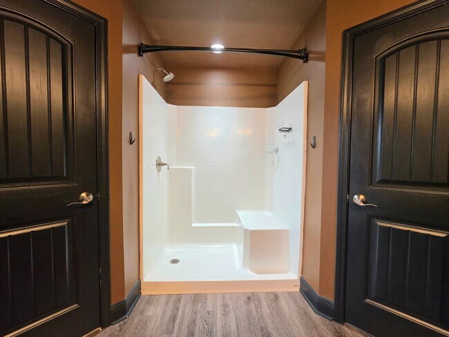 Building Photo - 14645 Birkdale Dr