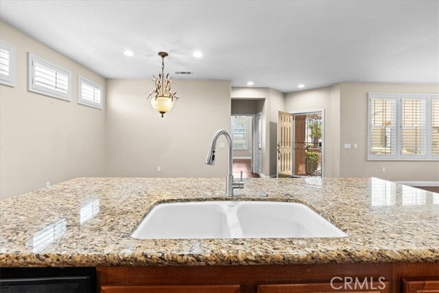 Building Photo - 125 Thistle Creek