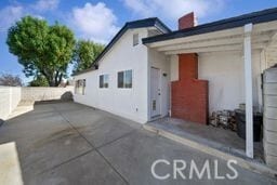 Building Photo - 1758 N Madera Ave