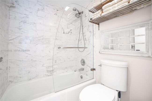 Building Photo - 9 Island Ave