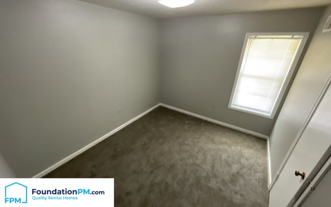 Building Photo - 968 Chesterton Dr