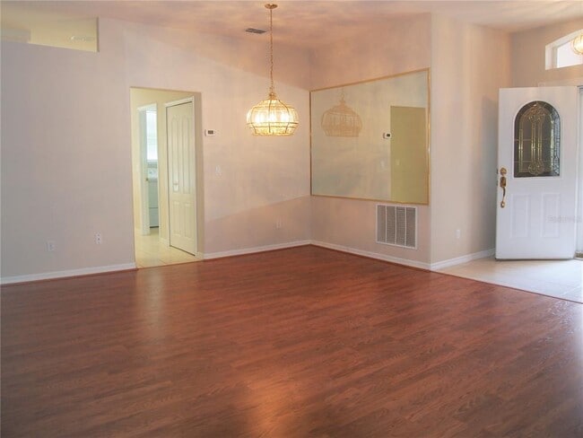 Building Photo - 4350 Hammersmith Dr
