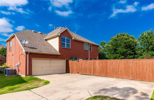 Building Photo - 1100 Cedar Valley Dr