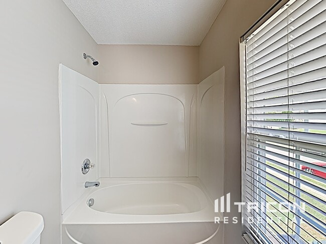Building Photo - 3606 Willano Way