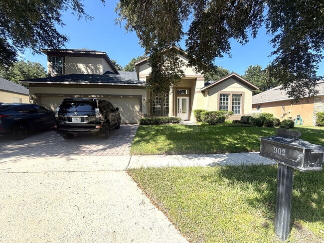 Primary Photo - 902 Hire Cir