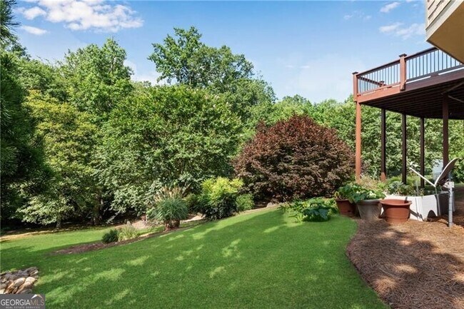 Building Photo - 5861 Yoshino Cherry Ln NE