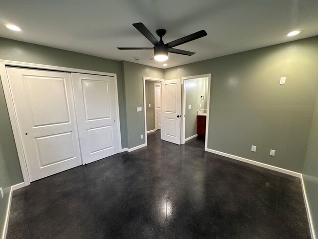 Building Photo - 16-2074 Lilikoi Dr.
