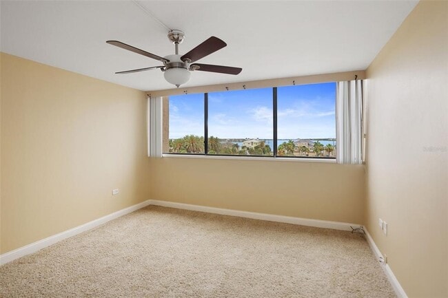 Building Photo - 450 Treasure Island Causeway