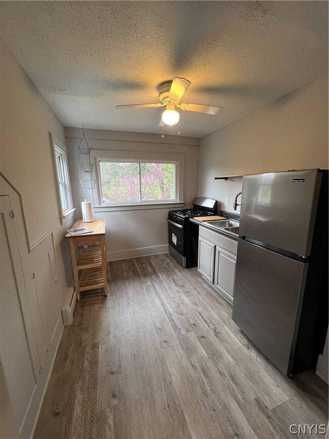 Building Photo - 412 Delmar Pl