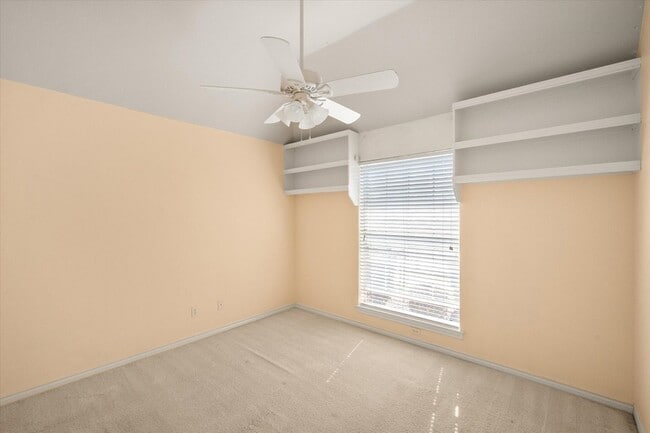 Building Photo - 2311 Ragland Rd