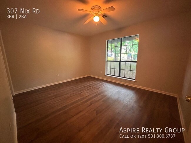 Building Photo - Farmhouse Style in the middle of West Litt...