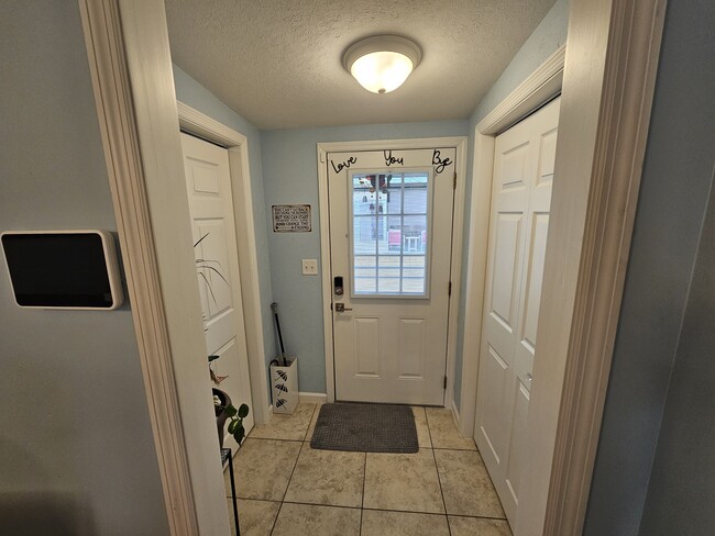 Building Photo - 1706 Pebble Beach Ln