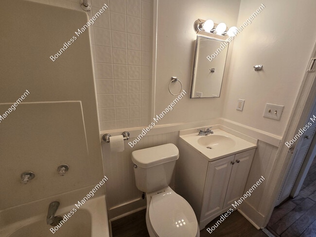 Building Photo - 1264 Byewood Ln SW