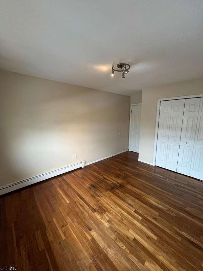 Building Photo - 401 Highway22B40U6