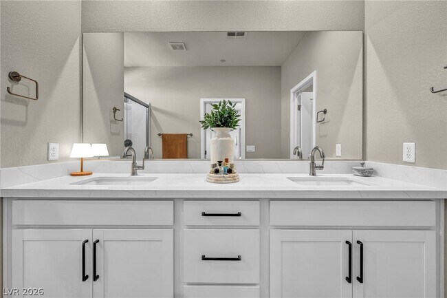 Building Photo - 11898 Vector Ray Ave