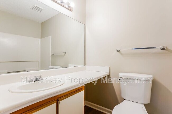 Building Photo - 1351-301 Crab Orchard Dr