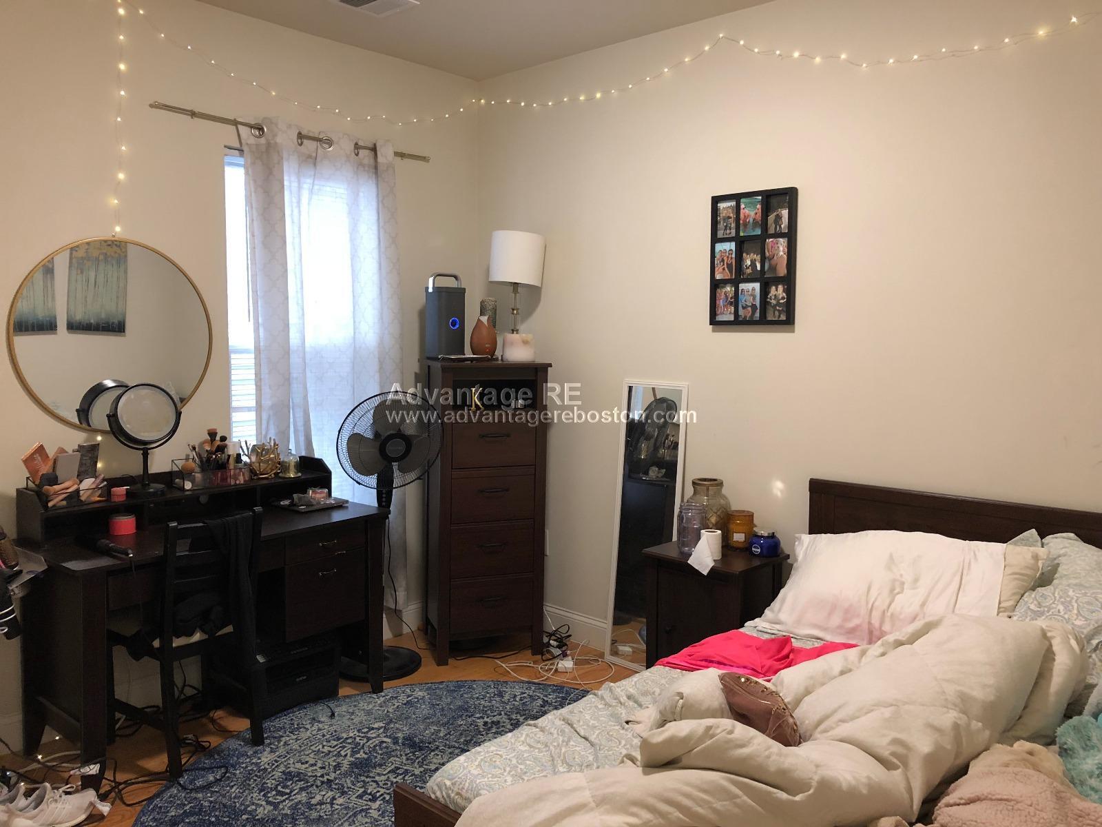 Building Photo - 120 Webster Ave