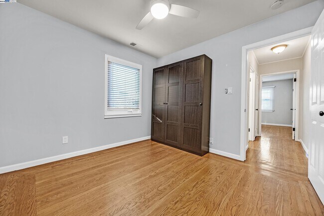 Building Photo - 2438 Upland Dr