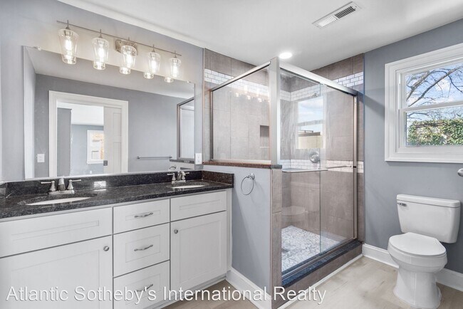 Building Photo - 6 br, 4 bath House - 806 W 34th Street