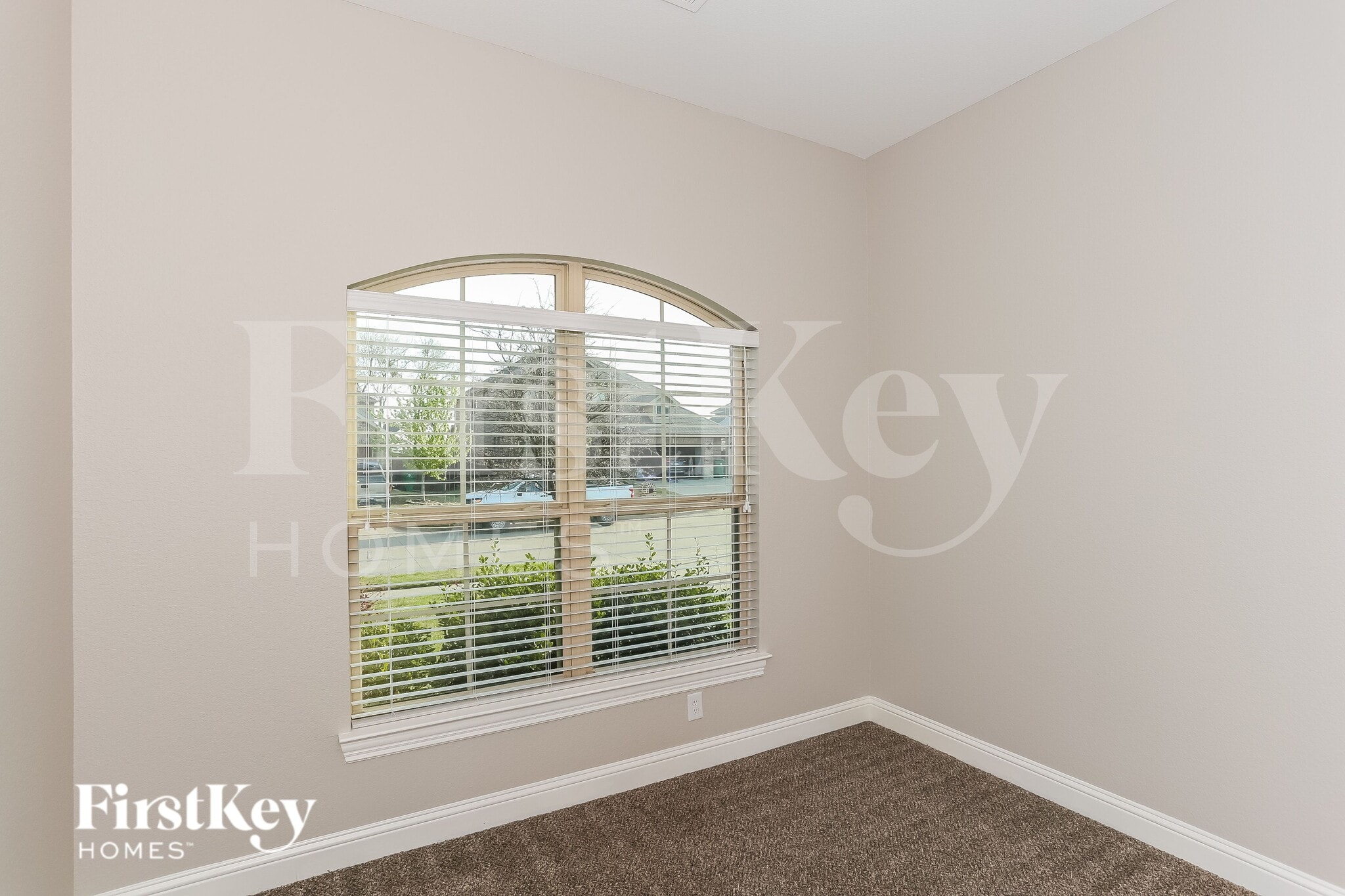 Building Photo - 541 Hay Meadow Dr