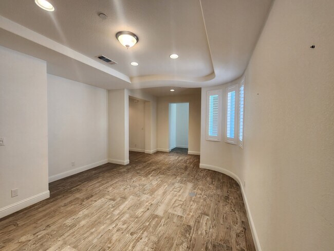 Primary Photo - 1160 Brighton Way