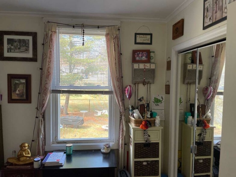 Building Photo - 19 Cobb Pl