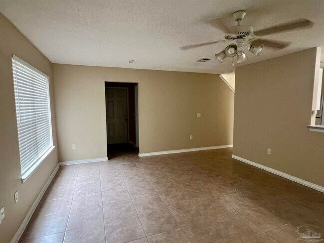 Building Photo - 6213 Cottage Woods Dr