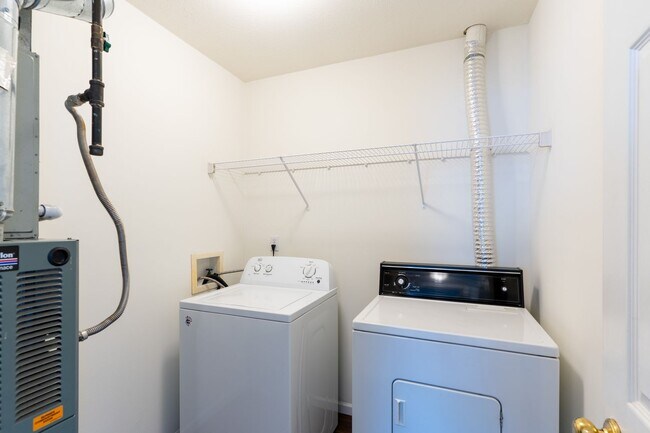 Building Photo - 5013-5015 Carrie Ridge Dr.