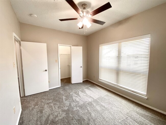 Building Photo - 500 Norwood Pl