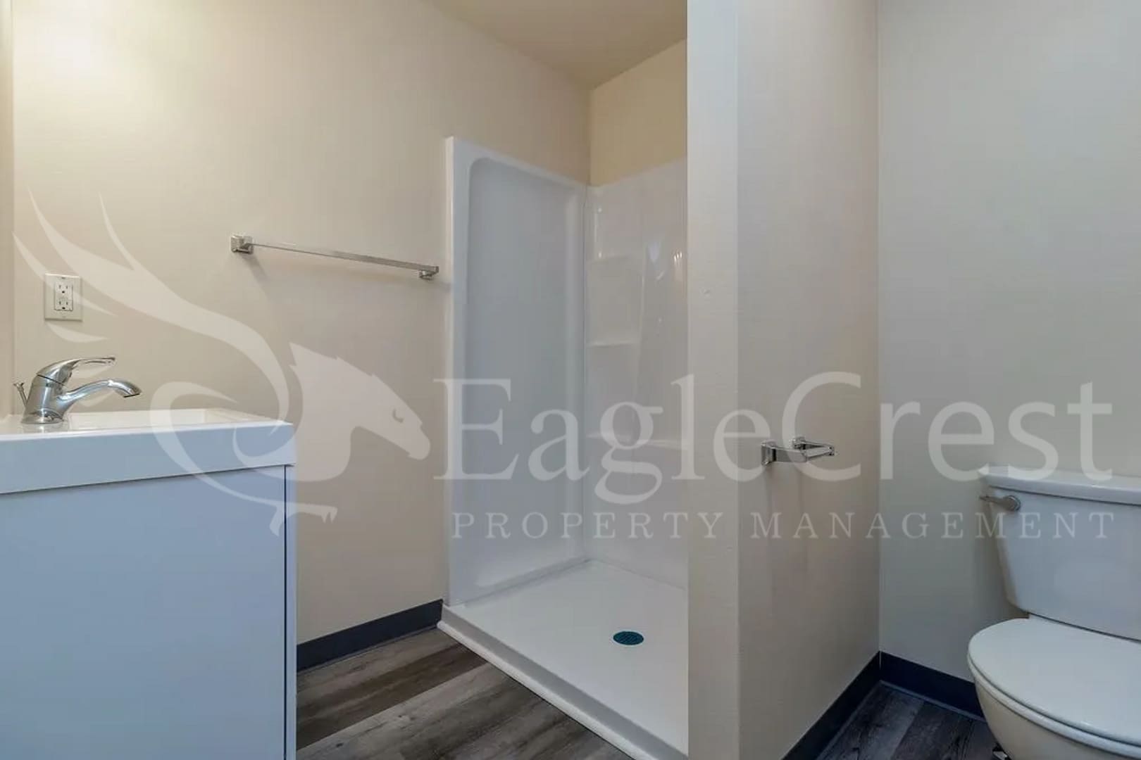 Building Photo - Remodeled Four Bedroom House Located Near Whitman College